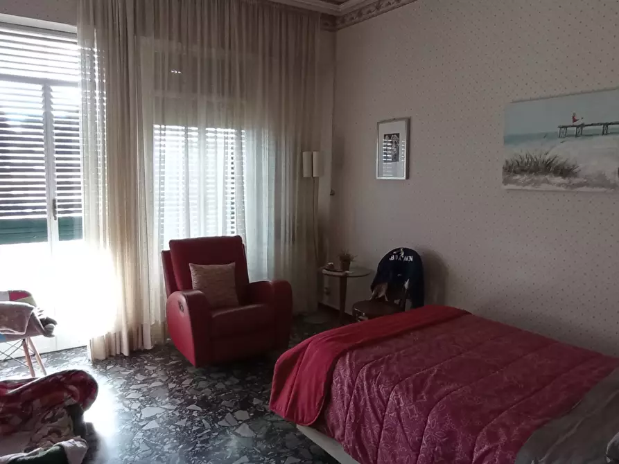 Immagine 8 di Pentalocale in vendita  a Ragusa