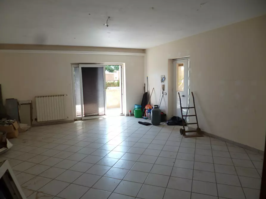 Immagine 3 di Ufficio in affitto  a Ragusa