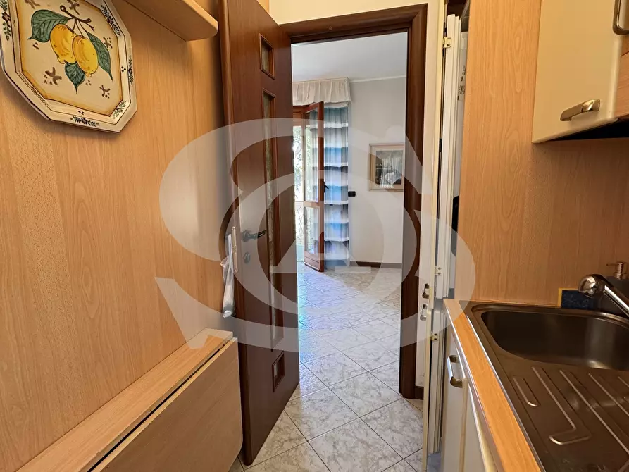 Immagine 24 di Bilocale in vendita  in Via Hope 10 a San Remo