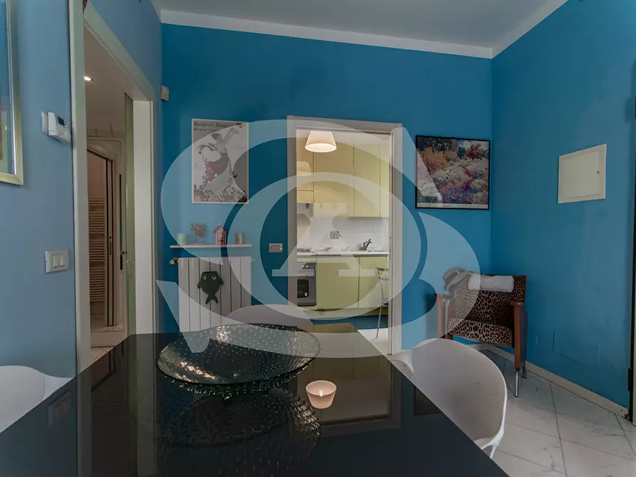 Immagine 12 di Bilocale in vendita  in Viale dei pepi 1 a Ospedaletti