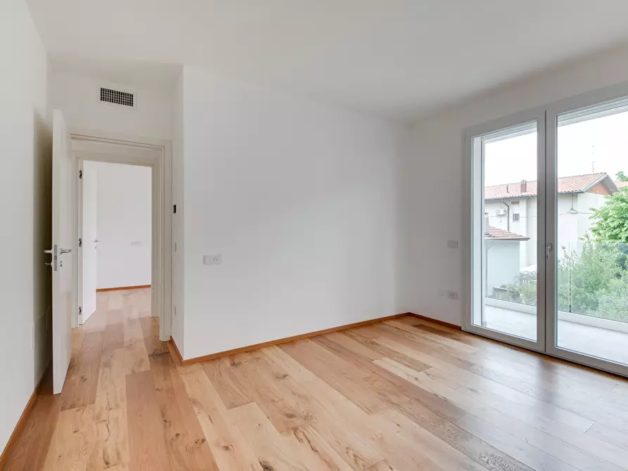 Immagine 40 di Quadrilocale in vendita  in Via L. C. Farini 291 a Cesena