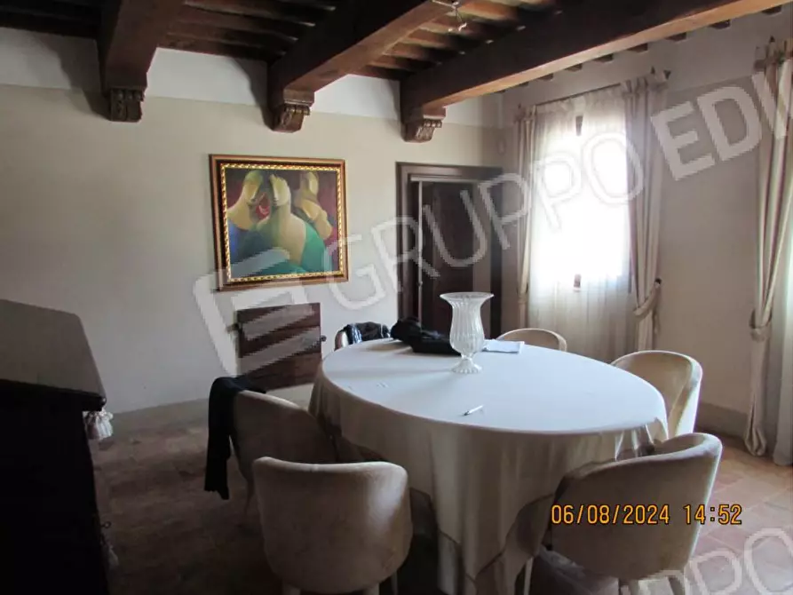 Immagine 5 di Villa in vendita  a Ravenna