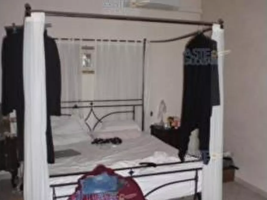 Immagine 5 di Porzione di casa in vendita  a Rimini