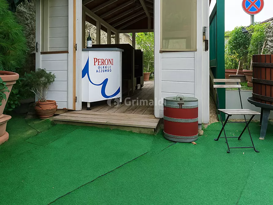 Immagine 16 di Locale commerciale in affitto  in Viale Mencacci 34 a Anzio