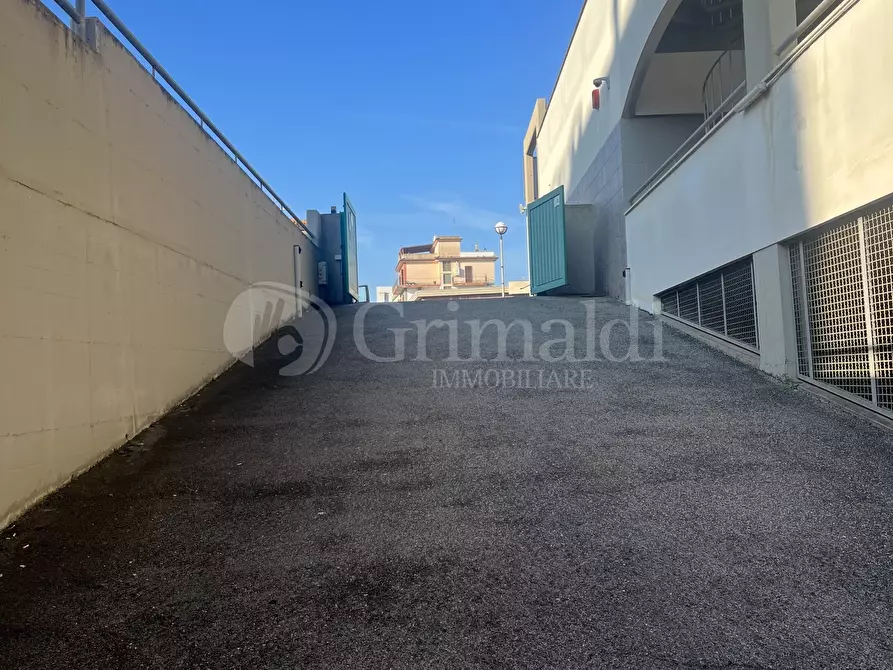 Immagine 4 di Garage in affitto  in Via Trieste a Nettuno