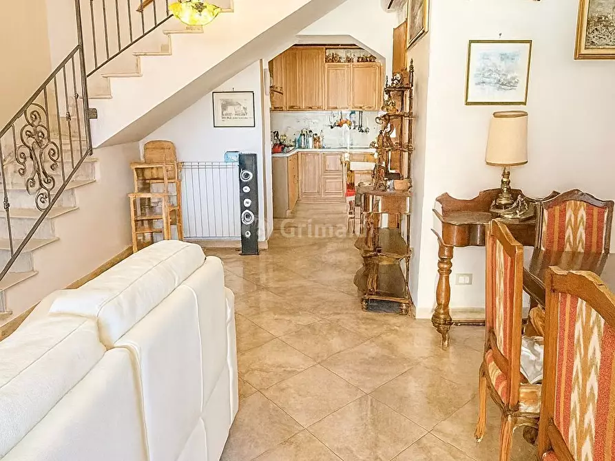 Immagine 13 di Casa bifamiliare in vendita  in Via Casal di Claudia 84 a Anzio