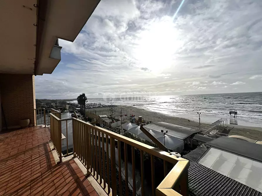 Immagine 2 di Trilocale in vendita  in Via Eolo 59 a Nettuno