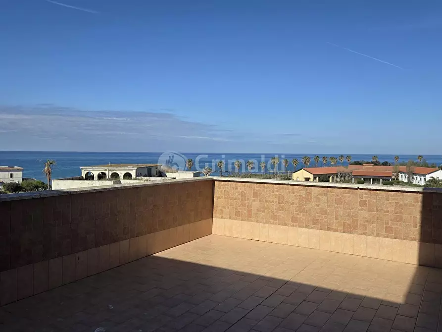 Immagine 18 di Quadrilocale in affitto  in Via Candido de Angelis 3 a Anzio