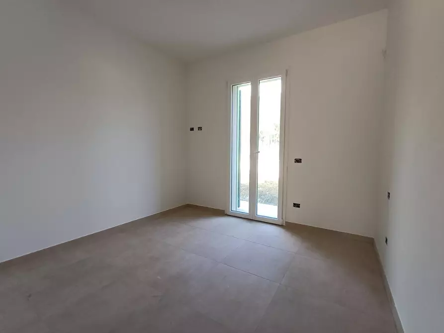 Immagine 33 di Appartamento in vendita  in Via Emilia 16 a Sestri Levante