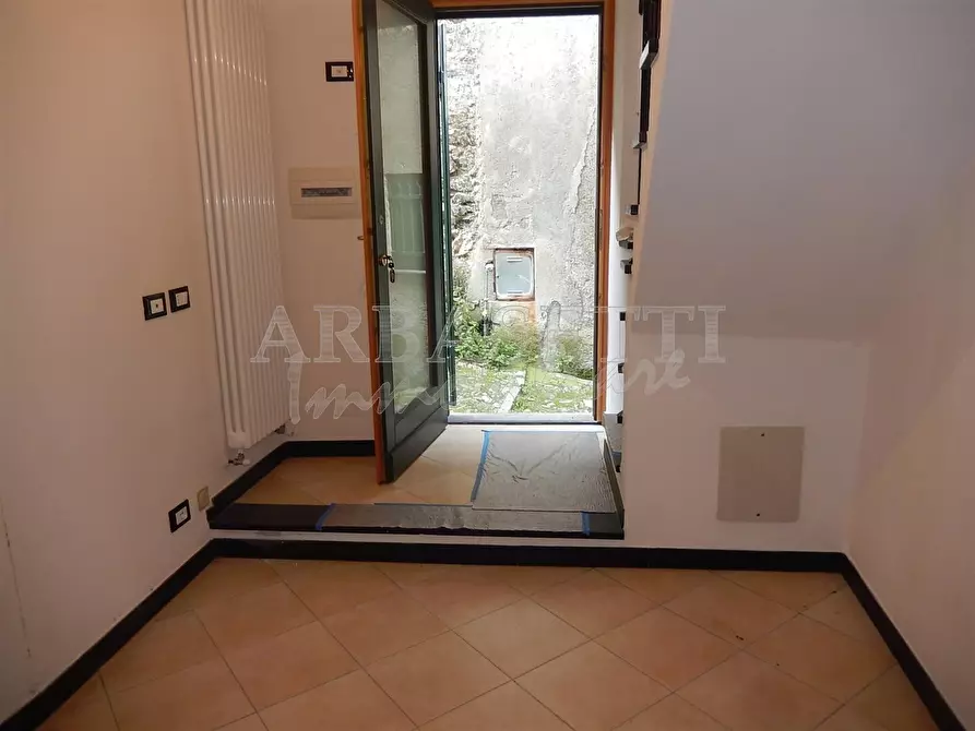 Immagine 8 di Villetta a schiera in vendita  in Via alla Chiesa a Castiglione Chiavarese