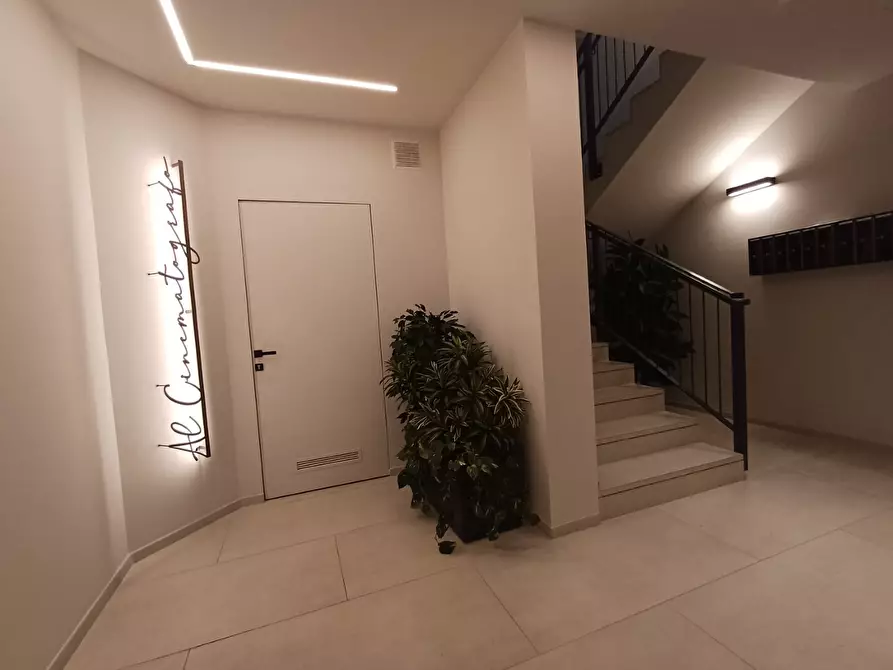 Immagine 17 di Loft/Open space in vendita  in Viale Dante Alighieri 31 a Sestri Levante