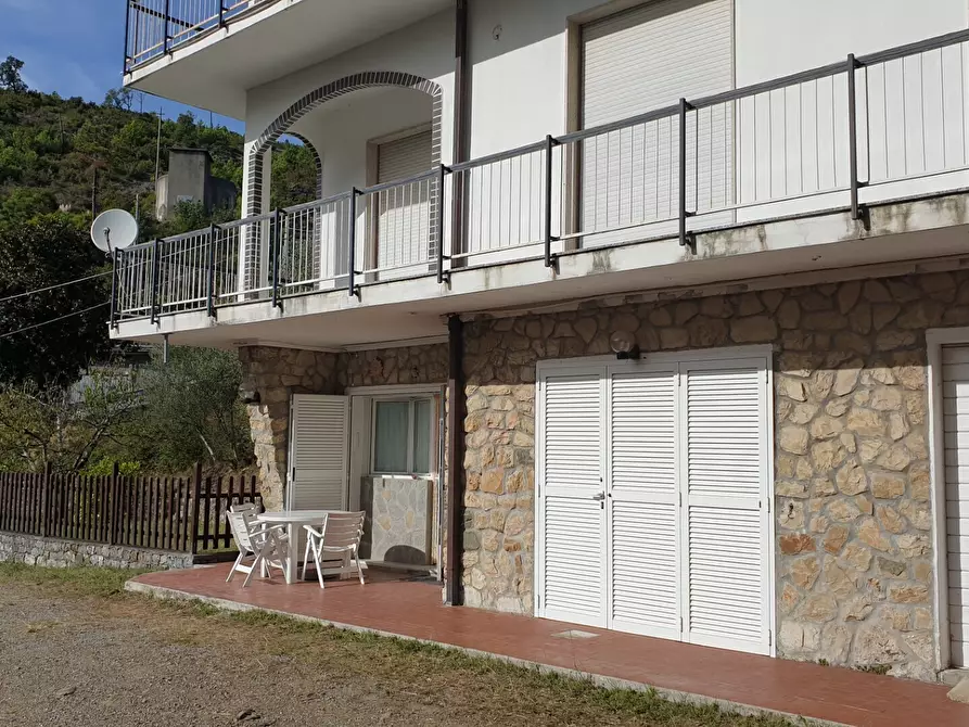 Immagine 16 di Trilocale in vendita  in Via Battaglione I. Zinara 2 a Deiva Marina