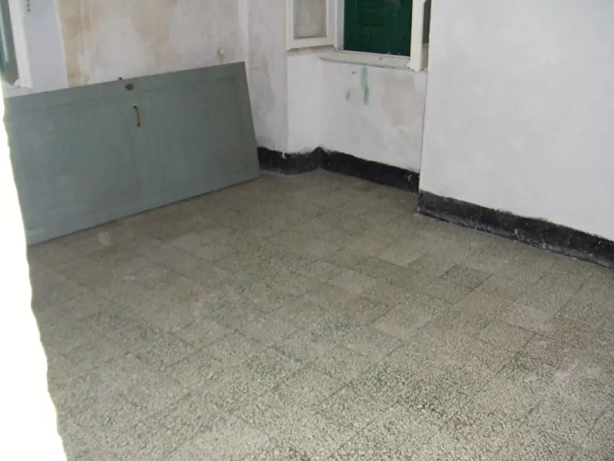 Immagine 7 di Rustico / casale in vendita  in Via Veleura 42 a Castiglione Chiavarese