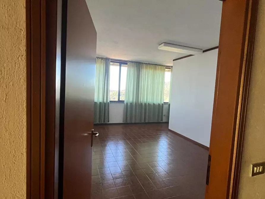 Immagine 15 di Palazzo in vendita  in Via Miramare 43 a Leivi
