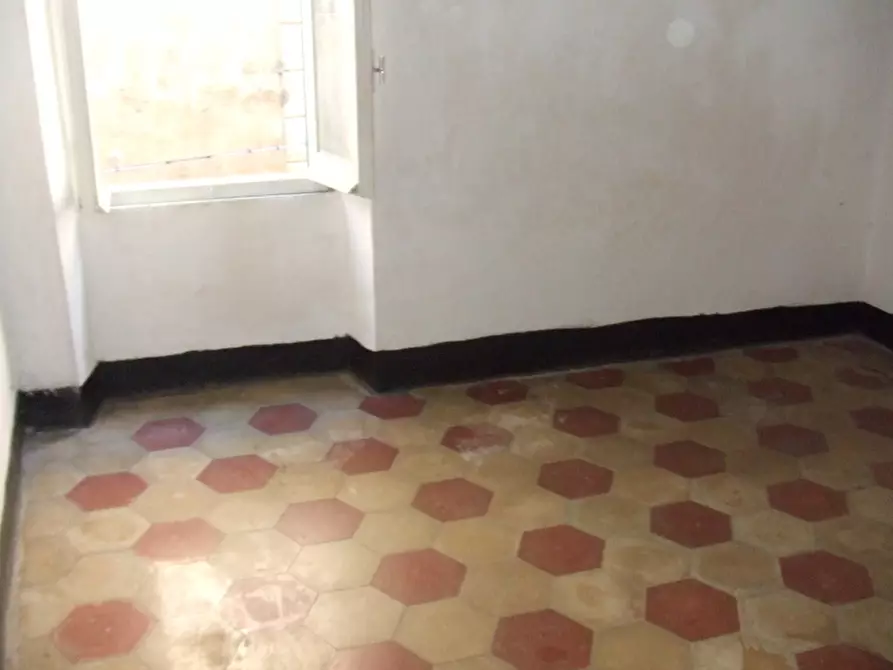 Immagine 5 di Rustico / casale in vendita  in Via Veleura 42 a Castiglione Chiavarese