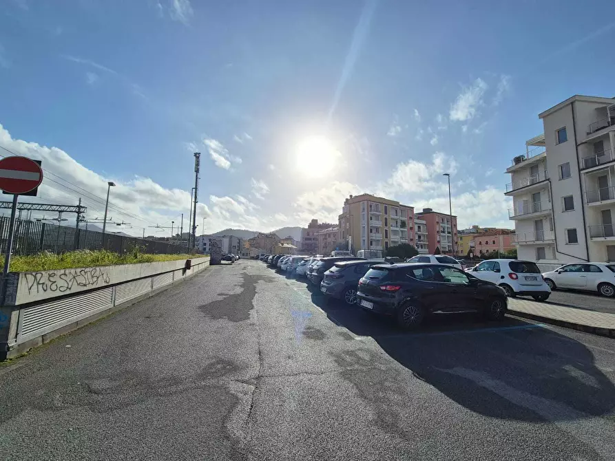 Immagine 4 di Garage in vendita  in Piazza della Stazione 6E a Sestri Levante