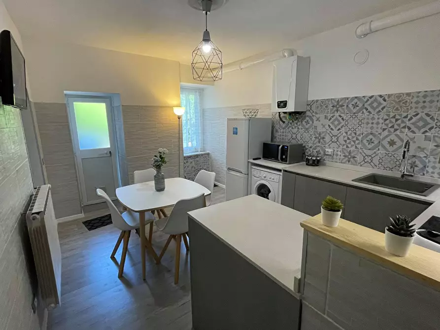 Immagine 10 di Bilocale in vendita  a Brugnato