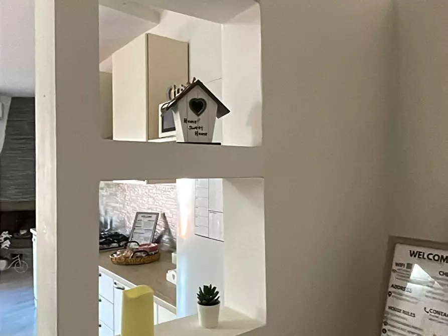 Immagine 5 di Trilocale in vendita  in Via Dell' Oriolino a Livorno