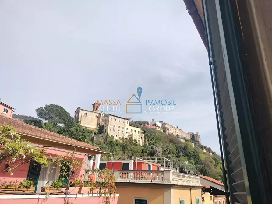 Immagine 2 di Pentalocale in vendita  in Via Mario Bigini 22 a Massa