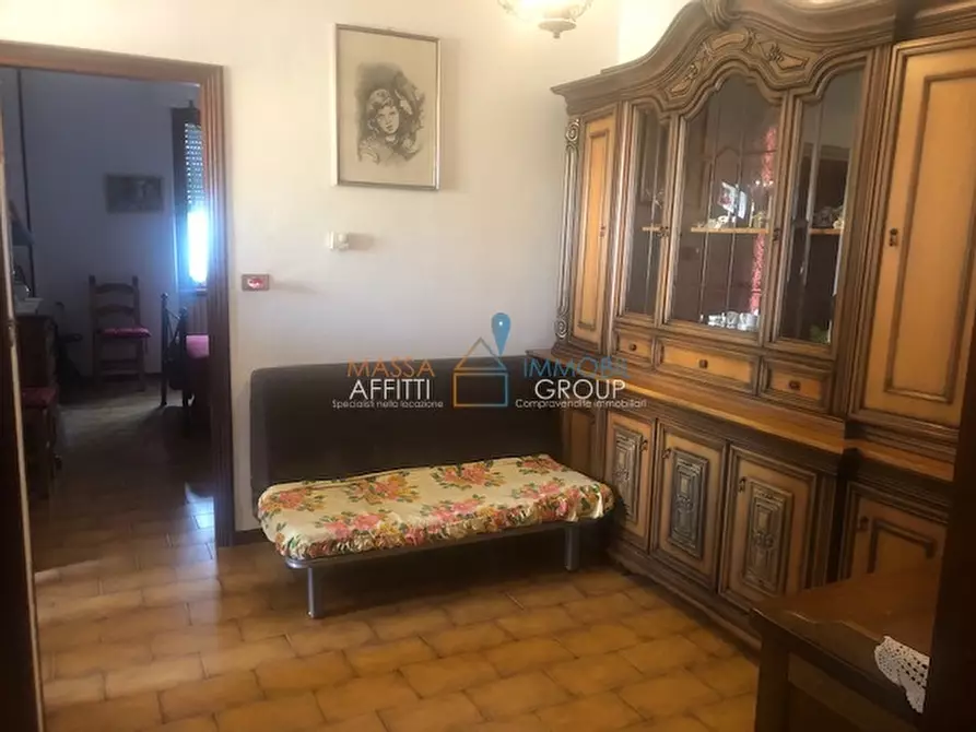 Immagine 14 di Villetta a schiera in vendita  in Via Puliche 308 a Massa