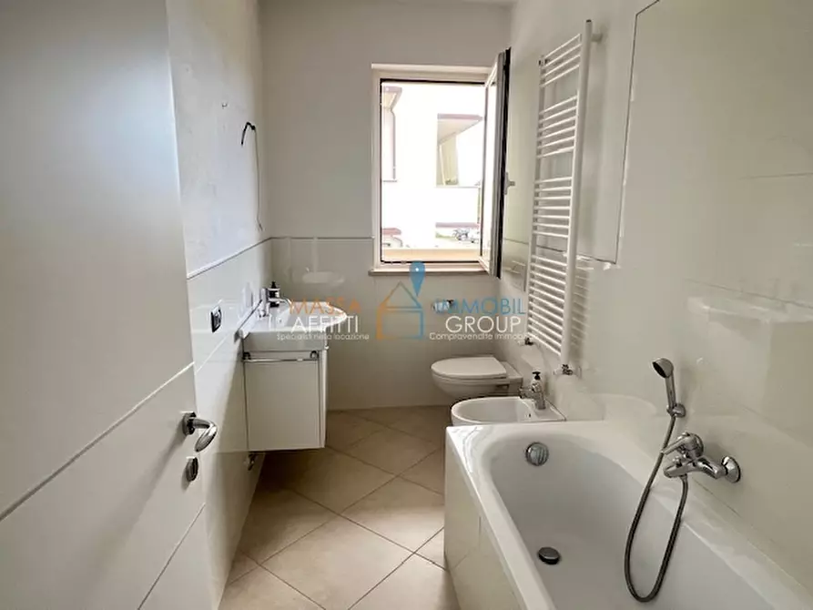 Immagine 20 di Quadrilocale in vendita  in Via della Quercia 58 a Massa