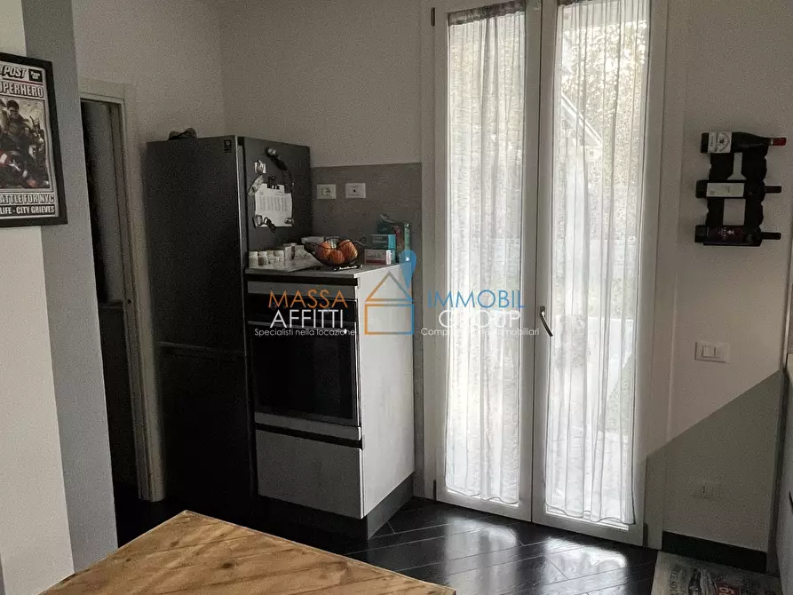 Immagine 8 di Porzione di casa in vendita  in Via dei Loghi 55a a Massa