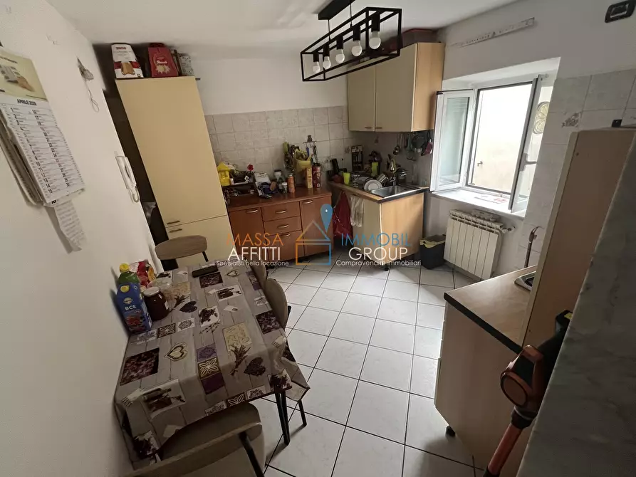 Immagine 11 di Quadrilocale in vendita  in Via Carlo Pisacane 10 a Carrara