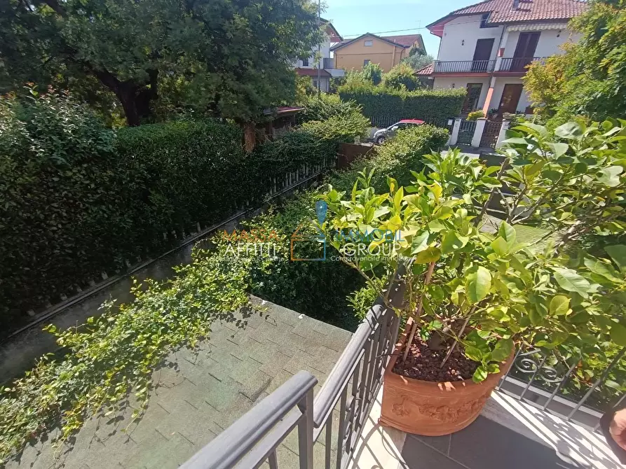 Immagine 81 di Porzione di casa in vendita  in Via del Conte 30 a Montignoso