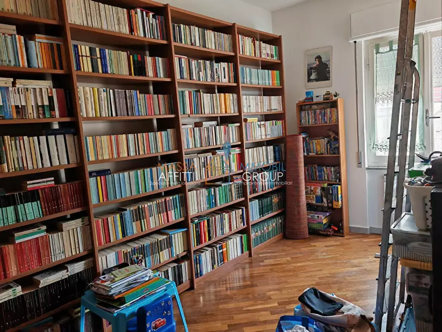 Immagine 12 di Quadrilocale in vendita  in Via Democrazia 21b a Massa