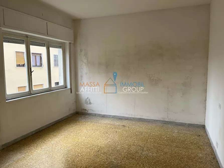 Immagine 7 di Quadrilocale in vendita  in Via Felice Cavallotti 8 a Carrara