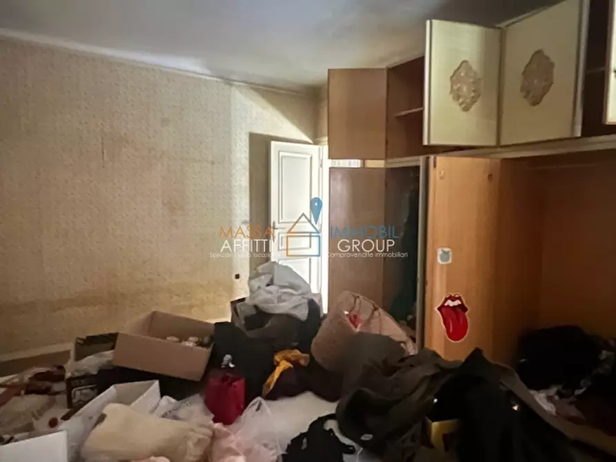 Immagine 54 di Villetta a schiera in vendita  in Via Pietro Pellegrini 17 a Massa