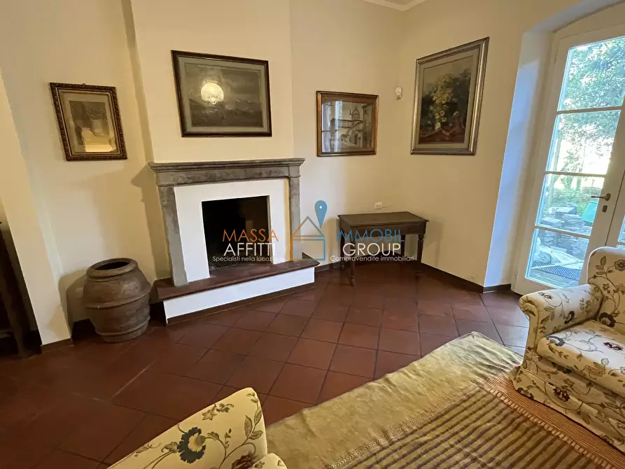 Immagine 3 di Pentalocale in affitto  in Via Godola 28/A a Massa