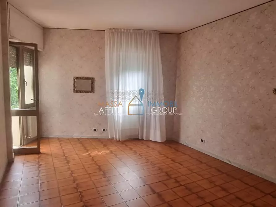 Immagine 6 di Quadrilocale in vendita  in Via Montia 6 a Carrara