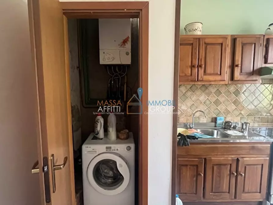 Immagine 15 di Porzione di casa in vendita  in Via Celia 1 a Massa