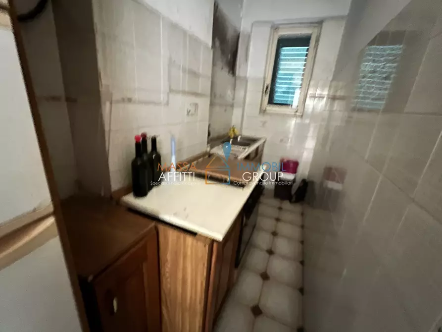 Immagine 4 di Quadrilocale in vendita  in Via G. Carducci 169 a Massa