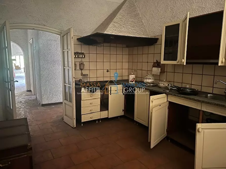 Immagine 12 di Villetta a schiera in vendita  in Via Pietro Pellegrini 17 a Massa