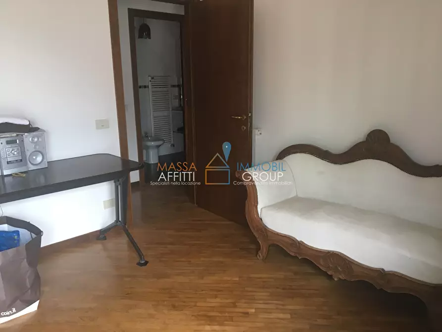 Immagine 8 di Pentalocale in vendita  in Via Eugenio chiesa 17 a Massa