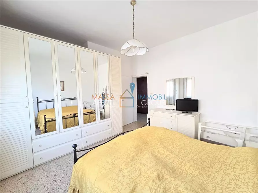 Immagine 13 di Pentalocale in vendita  in Via Bagnone 17 a Massa