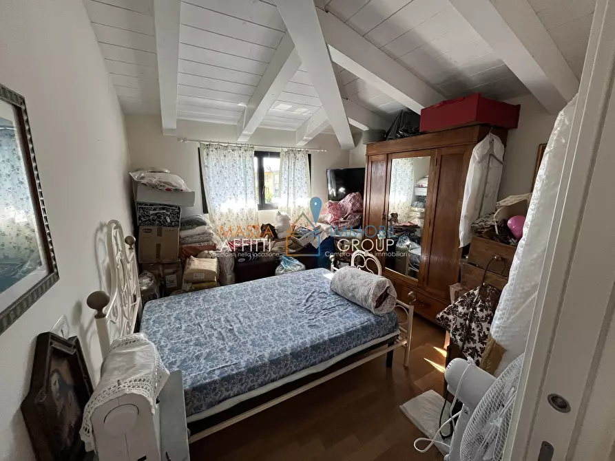 Immagine 17 di Villetta a schiera in vendita  in Via Felice Cavallotti 100 a Massa