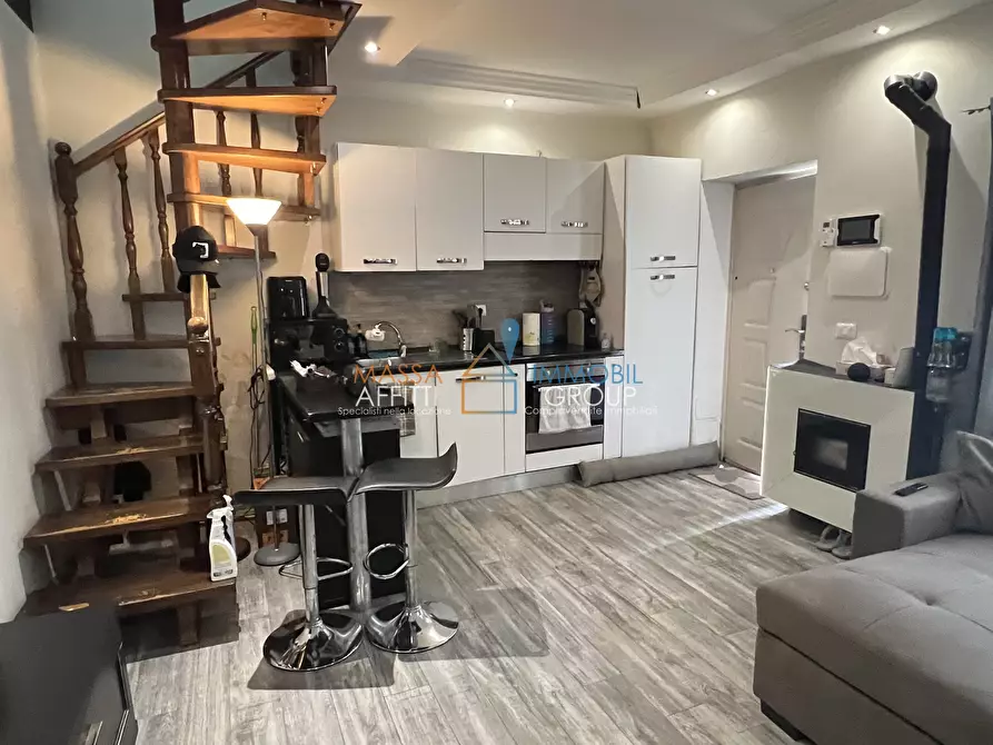 Immagine 6 di Casa indipendente in vendita  in Via della Gora 88 a Massa