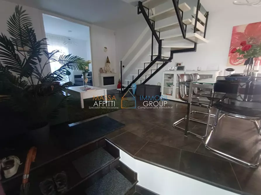 Immagine 43 di Porzione di casa in vendita  in Via del Conte 30 a Montignoso