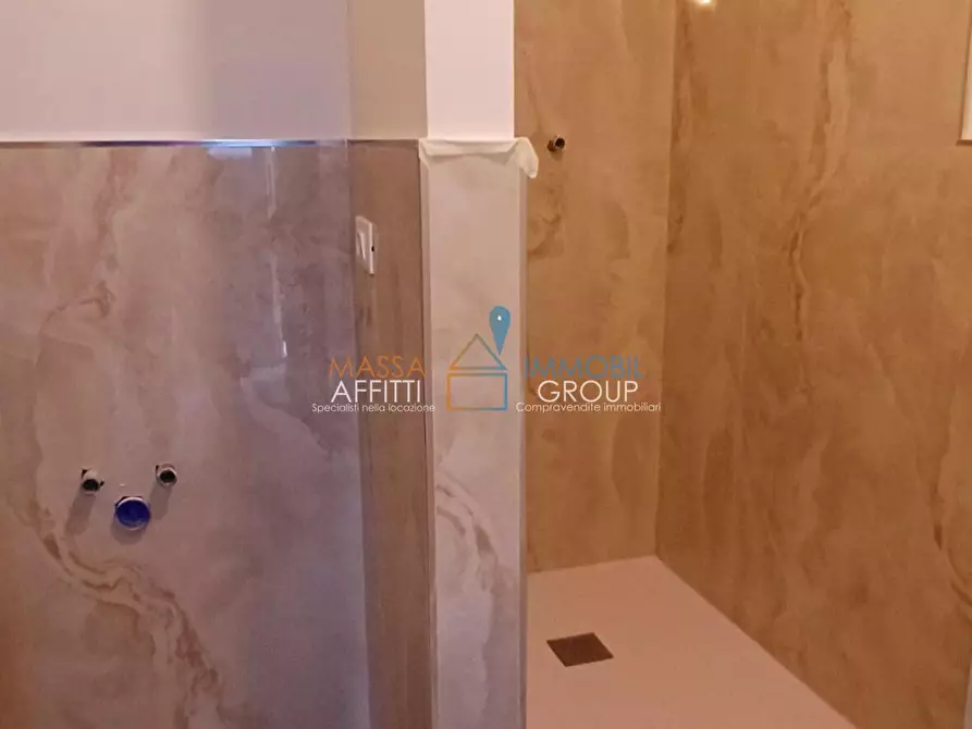 Immagine 16 di Villa in vendita  in Via Poggiolo 64 a Massa