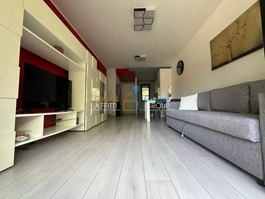 Immagine 5 di Trilocale in vendita  in Via del Mare 14 a Massa
