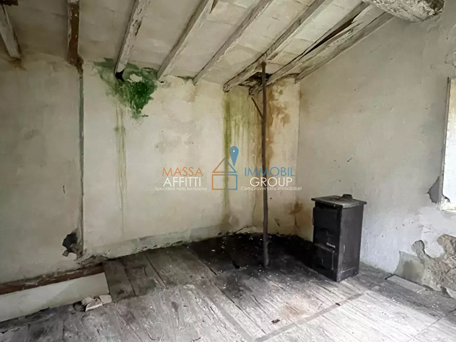 Immagine 39 di Casa semindipendente in vendita  in Via Monte Grappa 1 a Stazzema