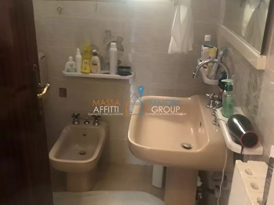 Immagine 56 di Villetta a schiera in vendita  in Via Puliche 308 a Massa