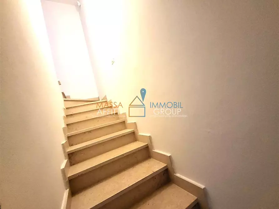 Immagine 10 di Porzione di casa in vendita  in Via Bottaccio a Montignoso