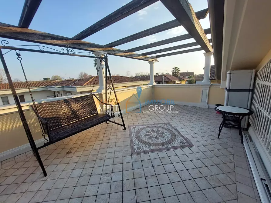 Immagine 19 di Quadrilocale in vendita  in Via Treviso 39 a Massa