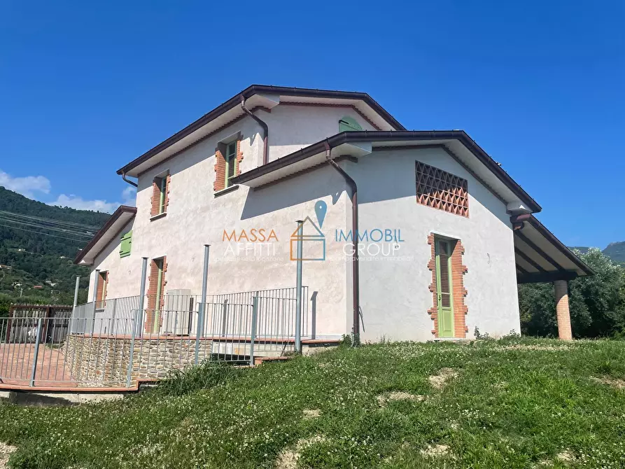 Immagine 7 di Villa in vendita  in Via Romana 11 a Pietrasanta
