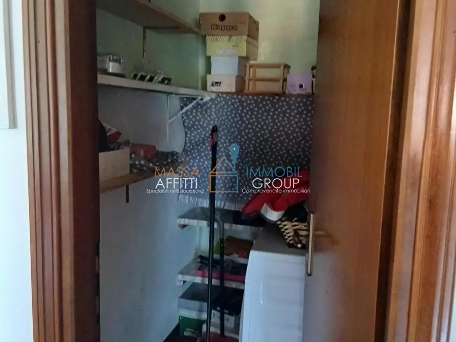 Immagine 31 di Quadrilocale in vendita  in Via Marina Vecchia 92 a Massa