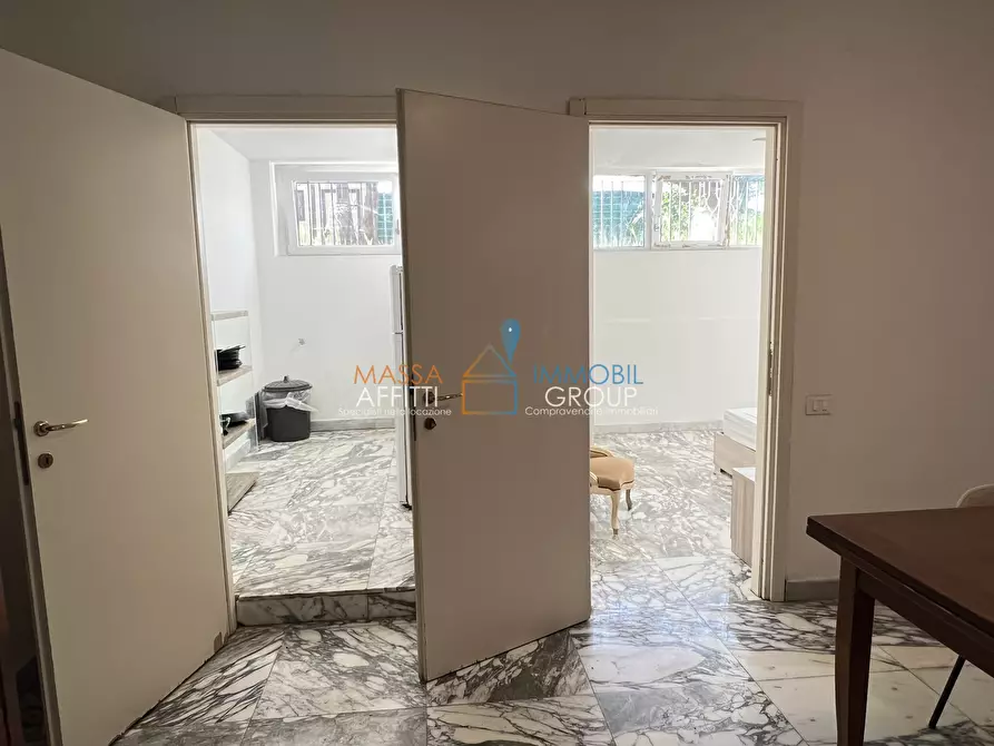 Immagine 8 di Trilocale in vendita  in Via Garibaldi 27 a Carrara